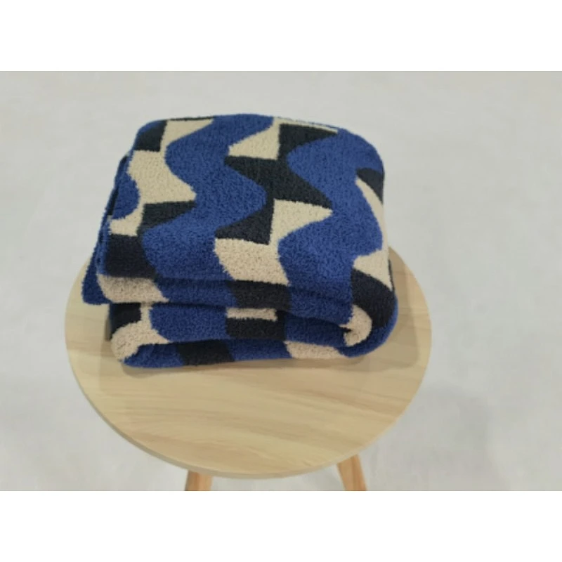 heavy polyester jacquard knit throw